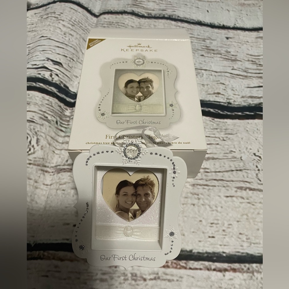 Hallmark NWT Keepsake Ornament- 2011 First Christmas Together